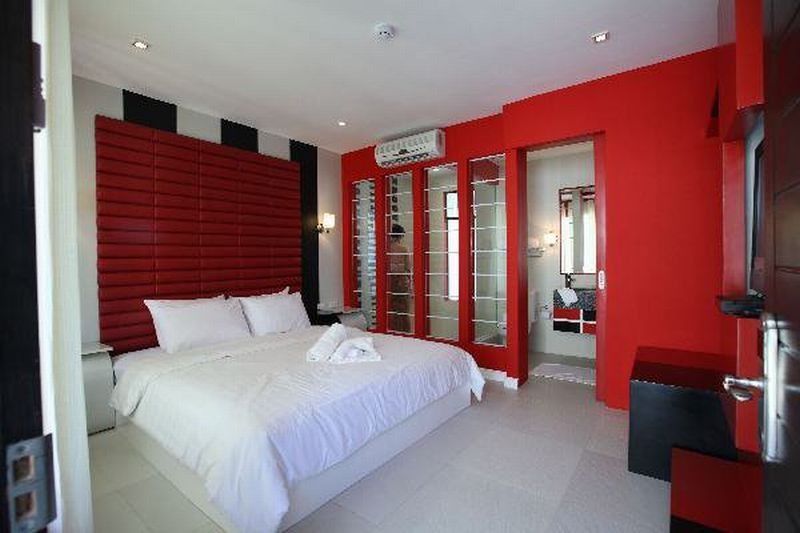 Hotel Erus Boracay 3*